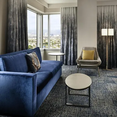 Courtyard By Marriott Los Angeles L.A. Live Exterior photo