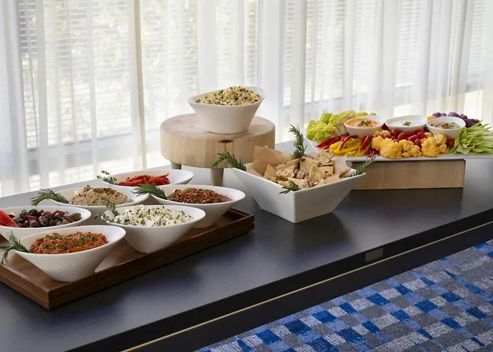 Courtyard By Marriott Los Angeles L.A. Live