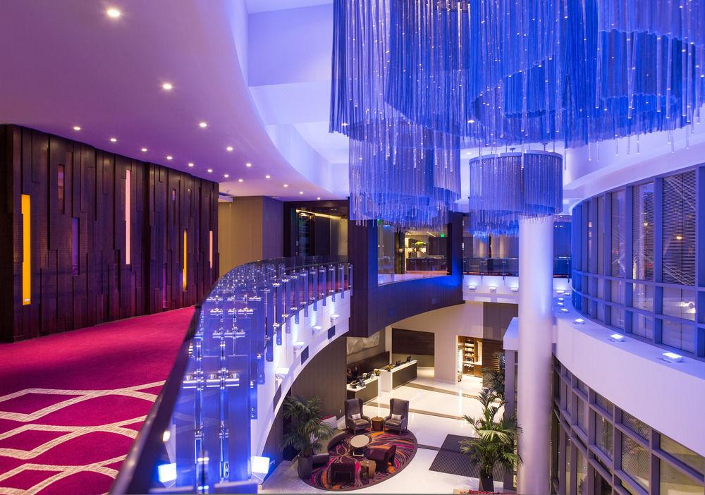 Courtyard By Marriott Angeles L.a. Live 3*