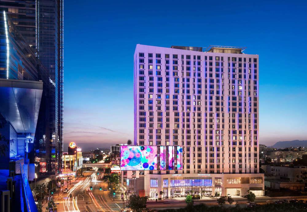 Courtyard By Marriott Angeles L.a. Live 3*