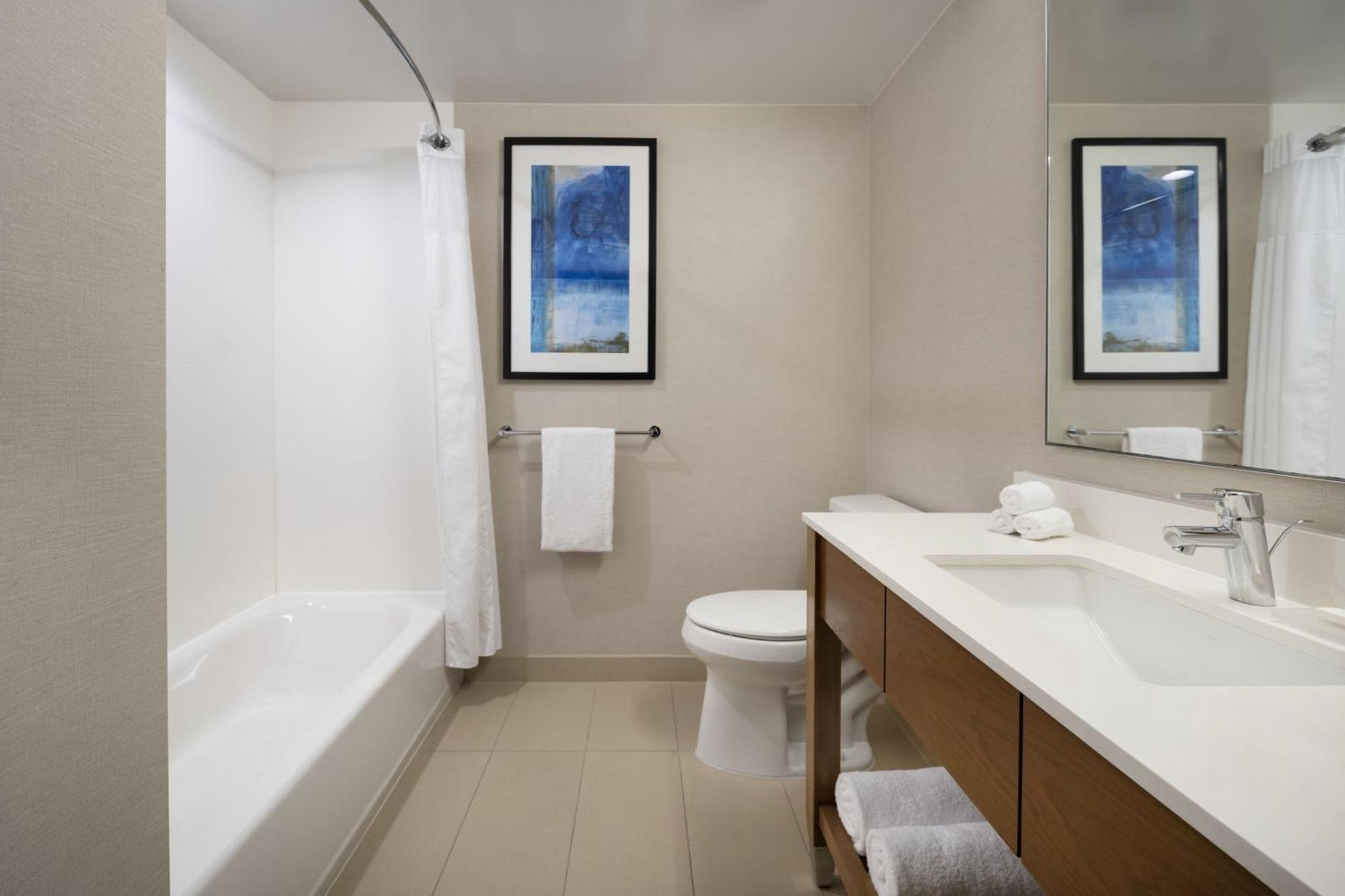 Courtyard By Marriott Angeles L.a. Live 3* Los Angeles