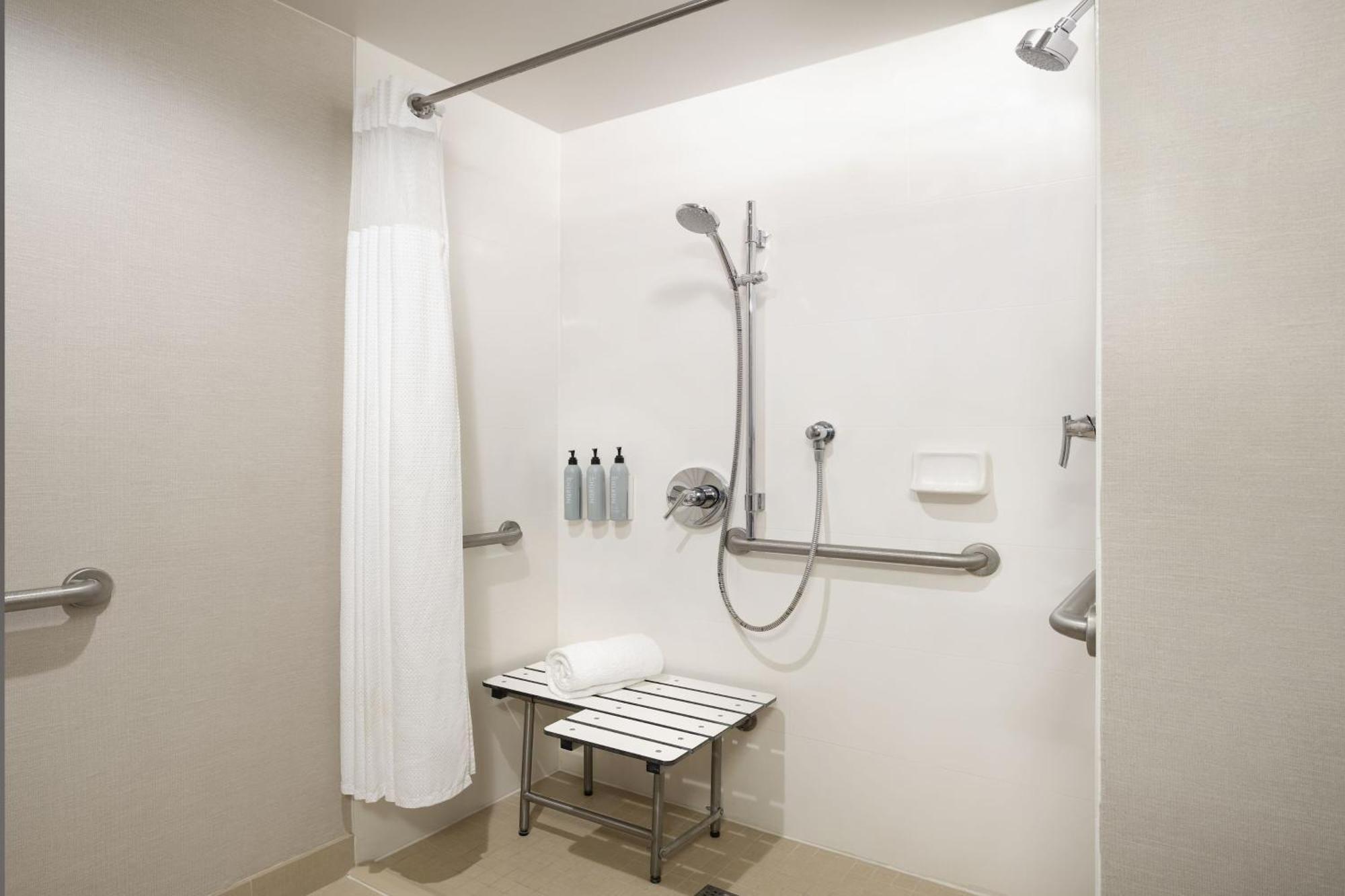 Courtyard By Marriott Angeles L.a. Live