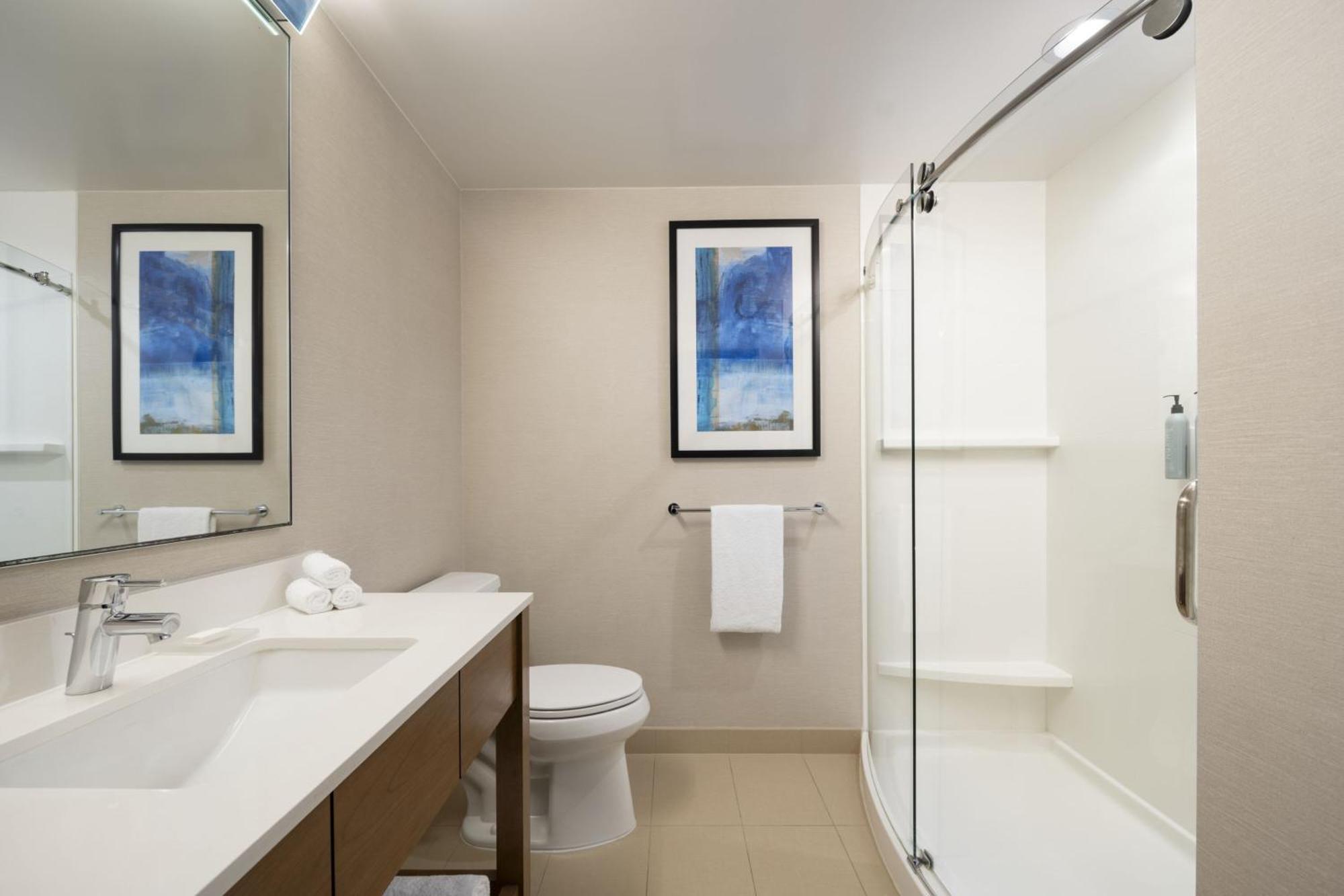 Courtyard By Marriott Angeles L.a. Live Hotel