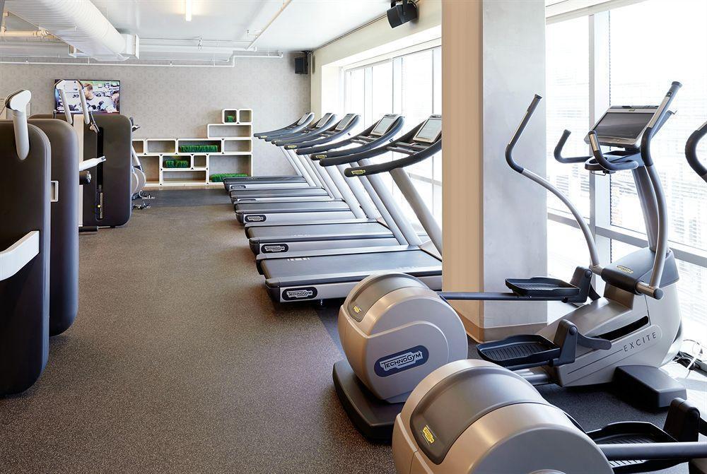 Courtyard By Marriott Angeles L.a. Live 3*